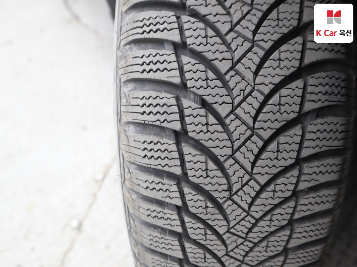 Hyundai Venue 2021 - Image 33