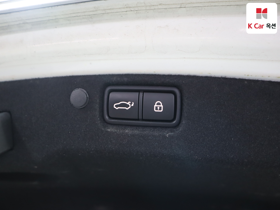 Kia K7 2020 - Image 29