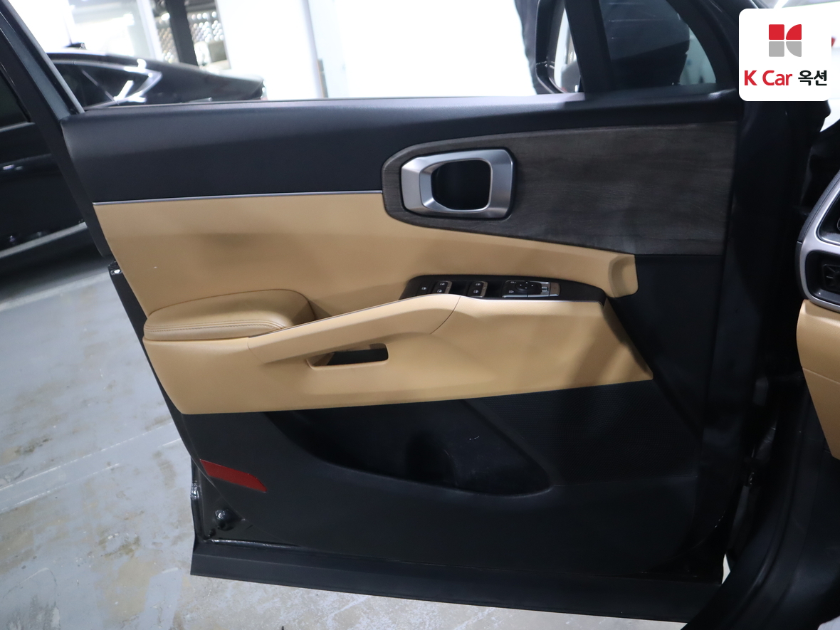 Kia Sorento 2022 - Image 8