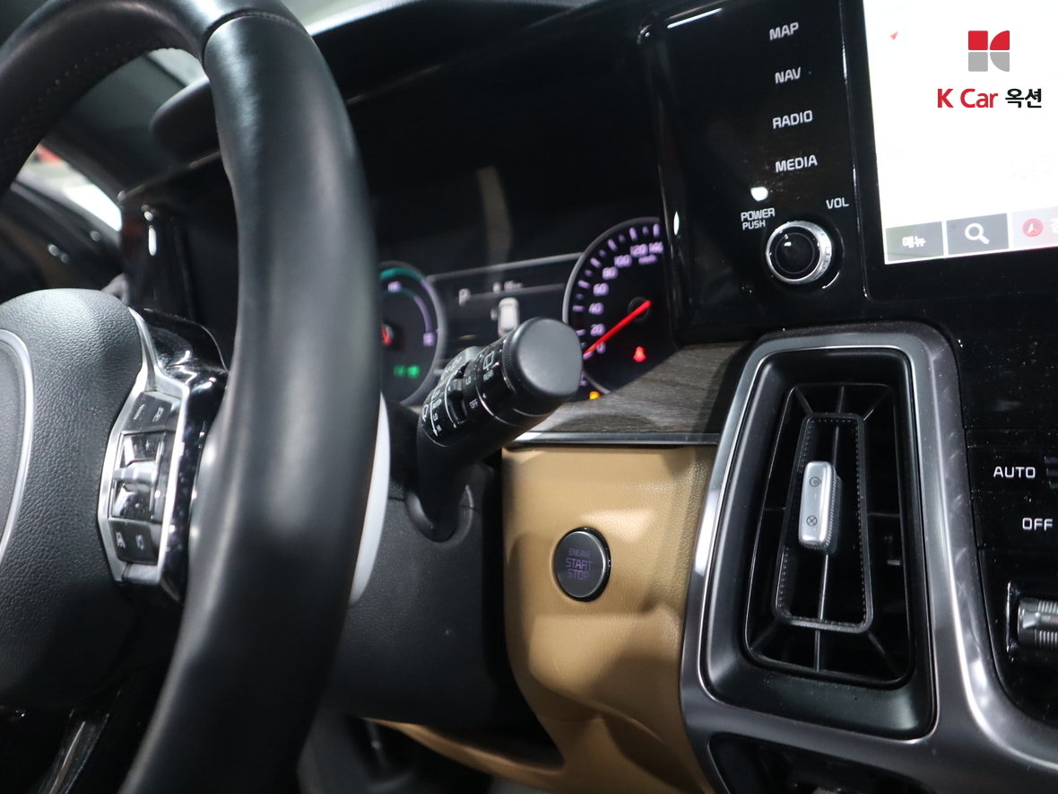 Kia Sorento 2022 - Image 11