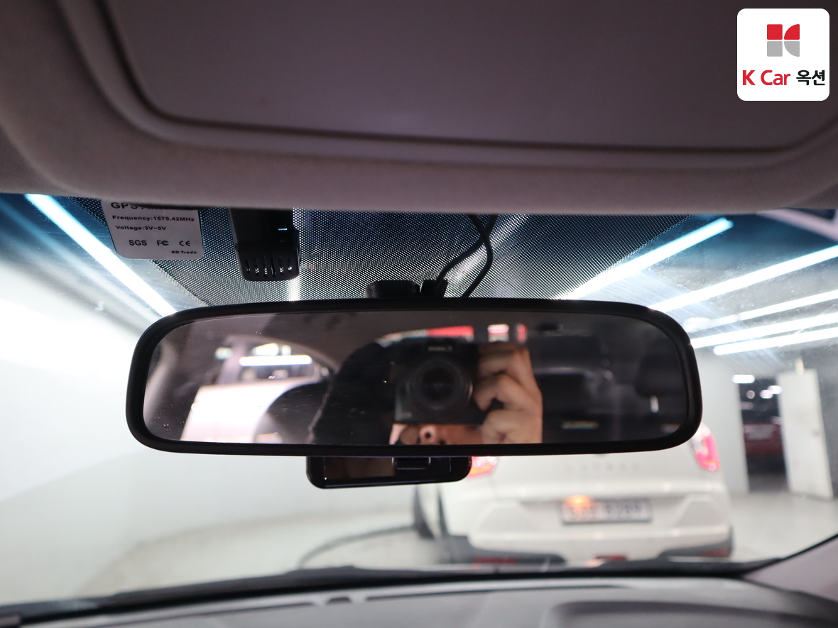 هيونداي إلانترا 2011 - صورة 13