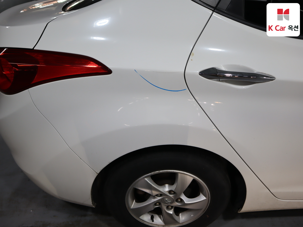 هيونداي إلانترا 2011 - صورة 37