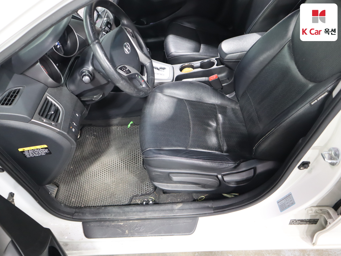 هيونداي إلانترا 2011 - صورة 17