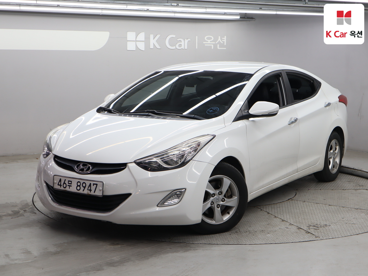 هيونداي إلانترا 2011 - صورة 1