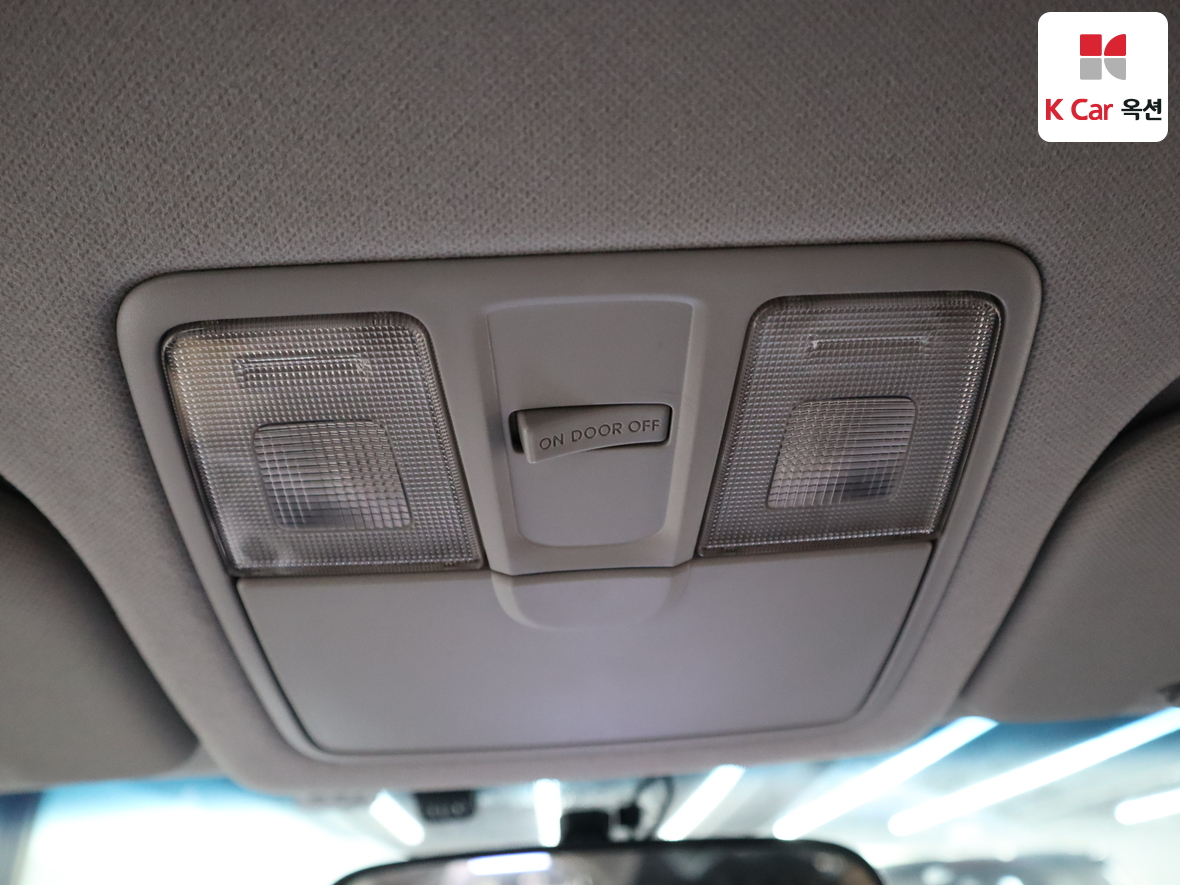 هيونداي إلانترا 2011 - صورة 12