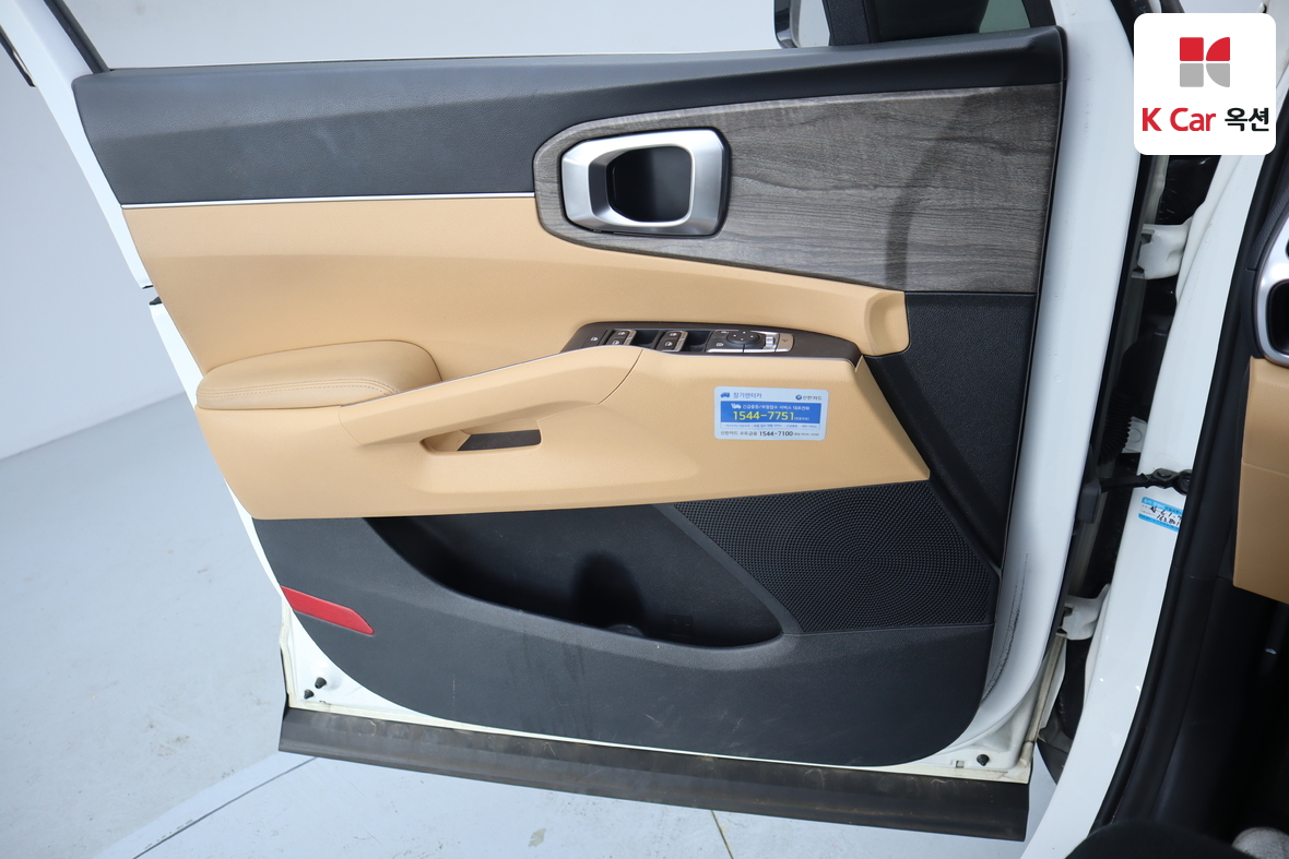 Kia Sorento 2021 - Image 8