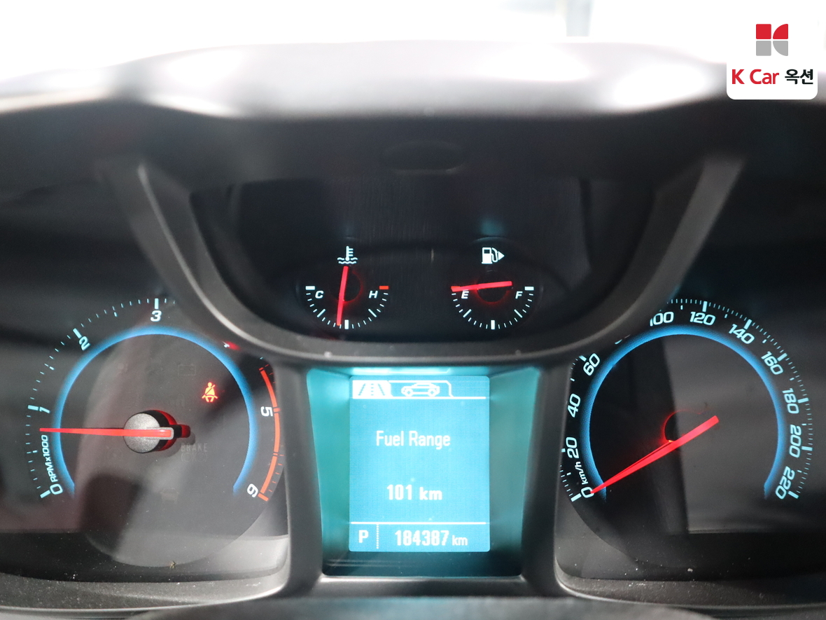 جنرال موتورز كوريا أورلاندو 2015 - صورة 5