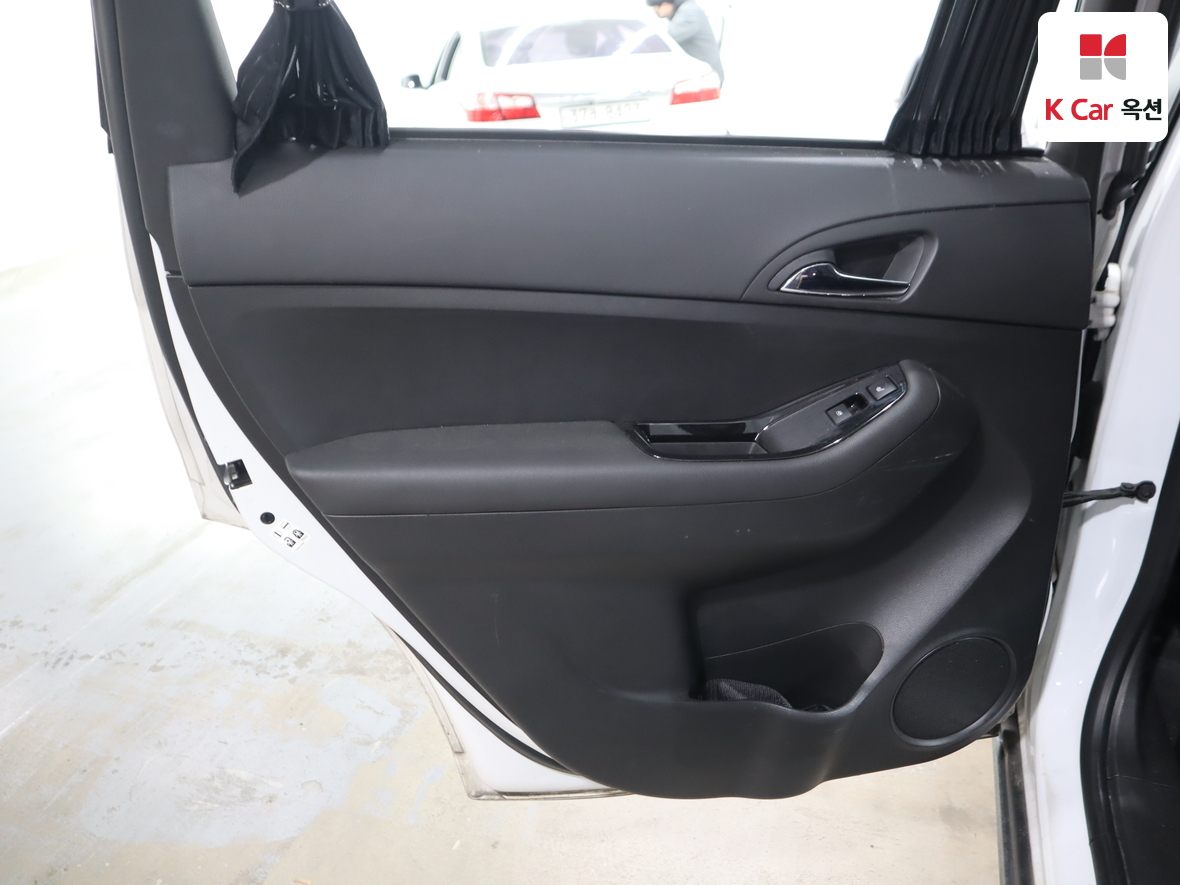 جنرال موتورز كوريا أورلاندو 2015 - صورة 24