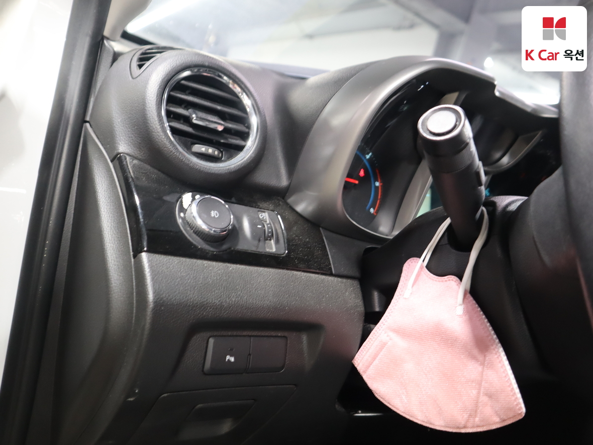 جنرال موتورز كوريا أورلاندو 2015 - صورة 9