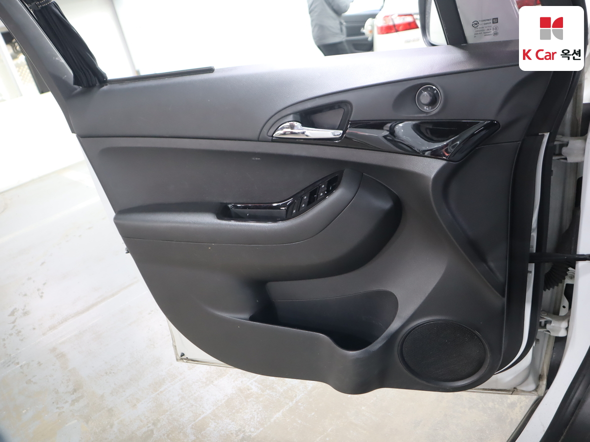 جنرال موتورز كوريا أورلاندو 2015 - صورة 8