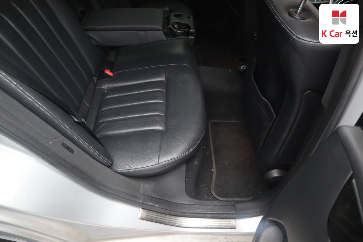 Mercedes-Benz E-Class 2014 - Image 31