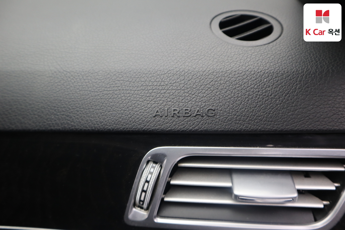 Mercedes-Benz E-Class 2014 - Image 34