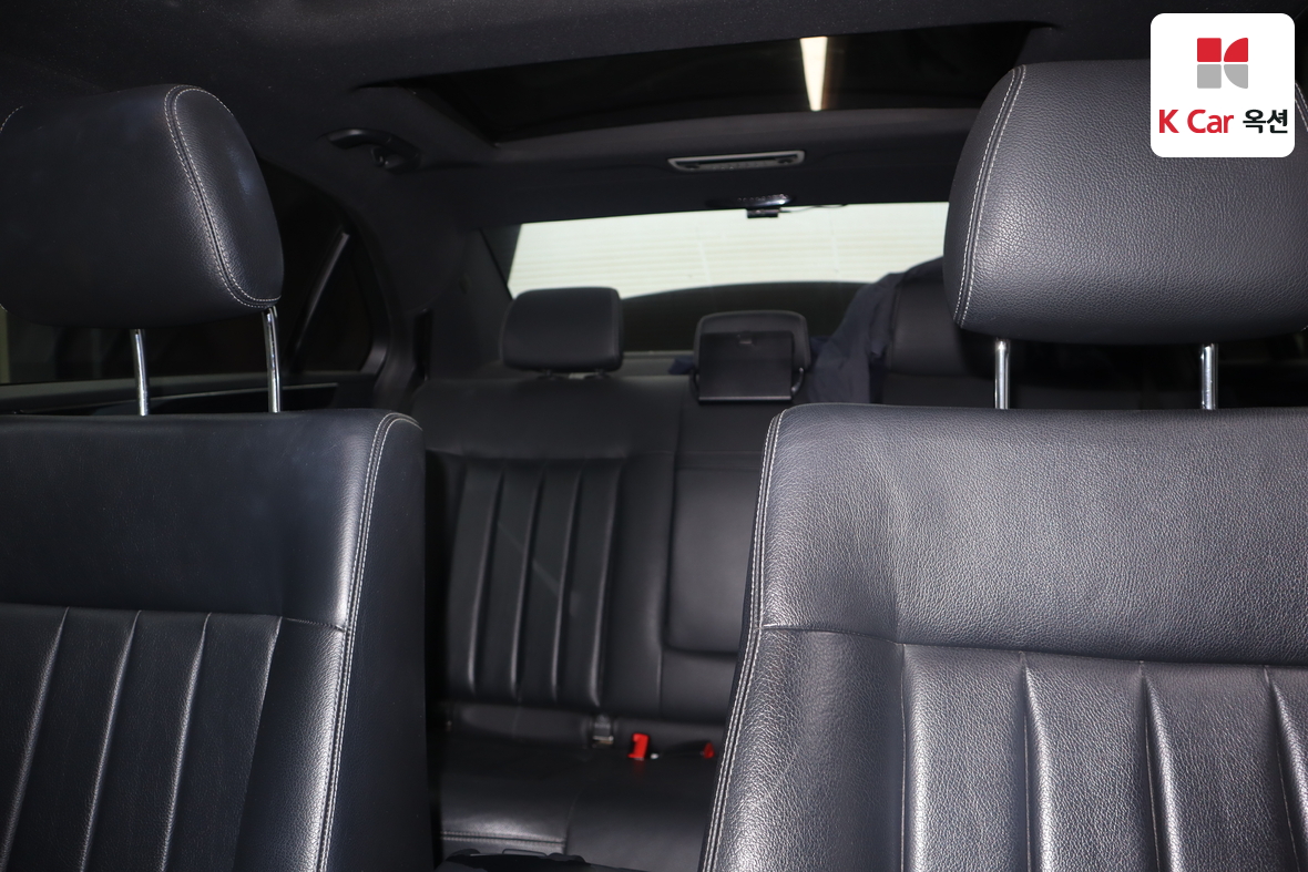 Mercedes-Benz E-Class 2014 - Image 20