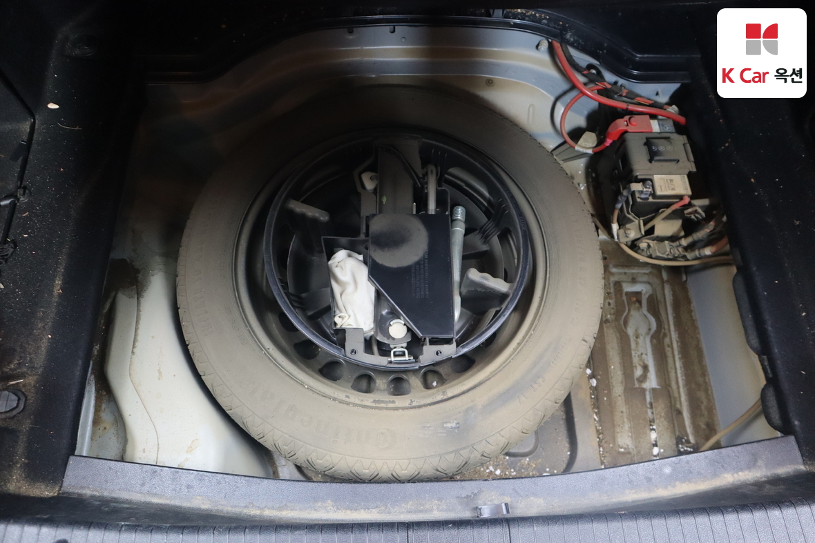 Mercedes-Benz E-Class 2014 - Image 28