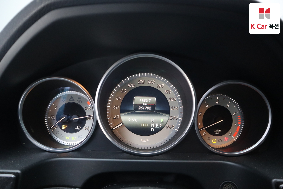 Mercedes-Benz E-Class 2014 - Image 5