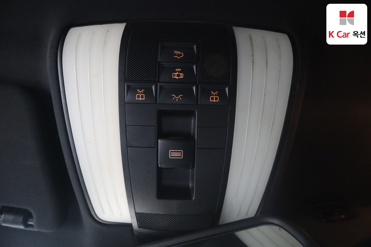 Mercedes-Benz E-Class 2014 - Image 13