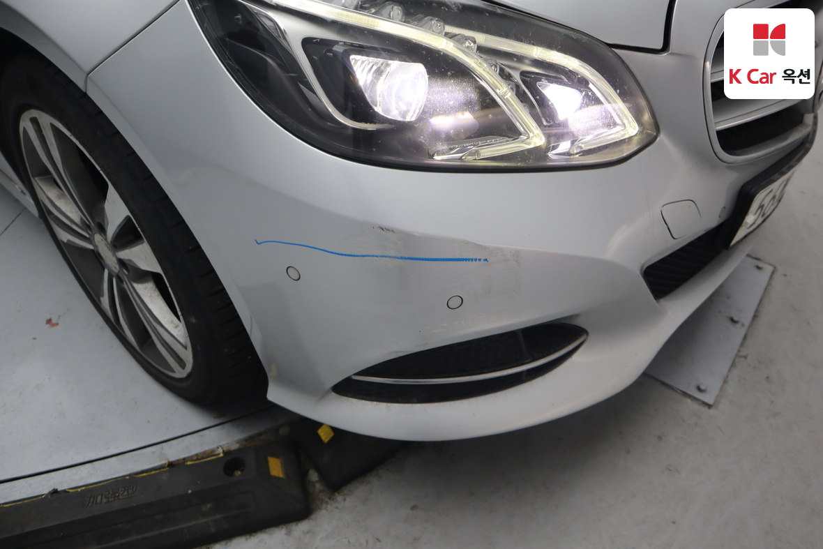 Mercedes-Benz E-Class 2014 - Image 43