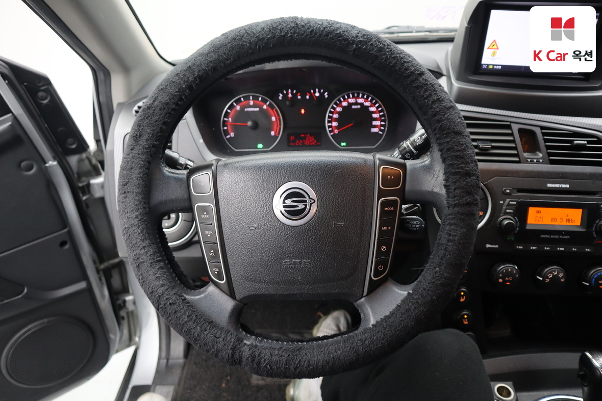 KG Mobility Korando Sports 2015 - Image 10