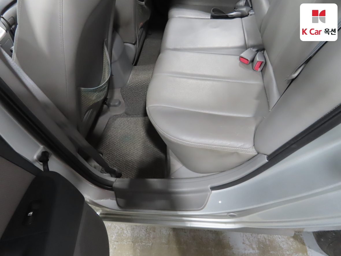 هيونداي إلانترا 2007 - صورة 22