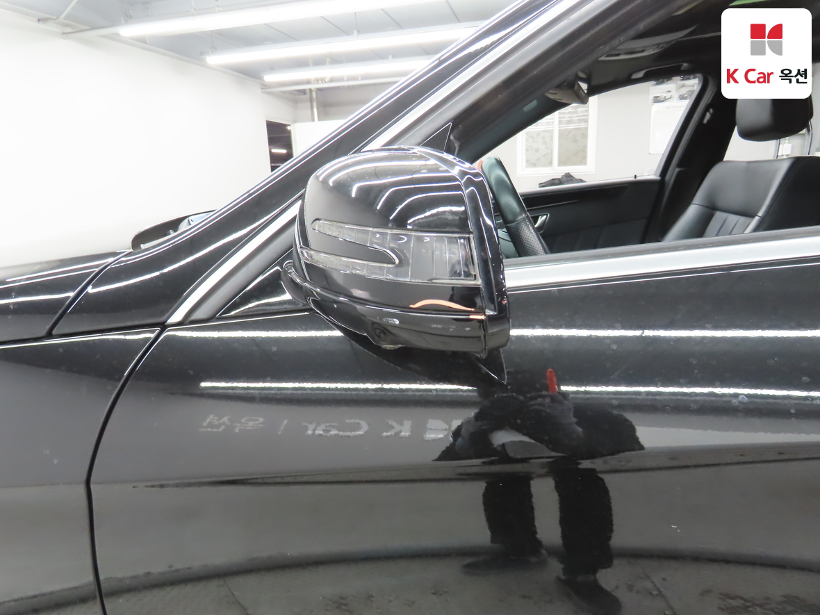 Mercedes-Benz E-Class 2016 - Image 39