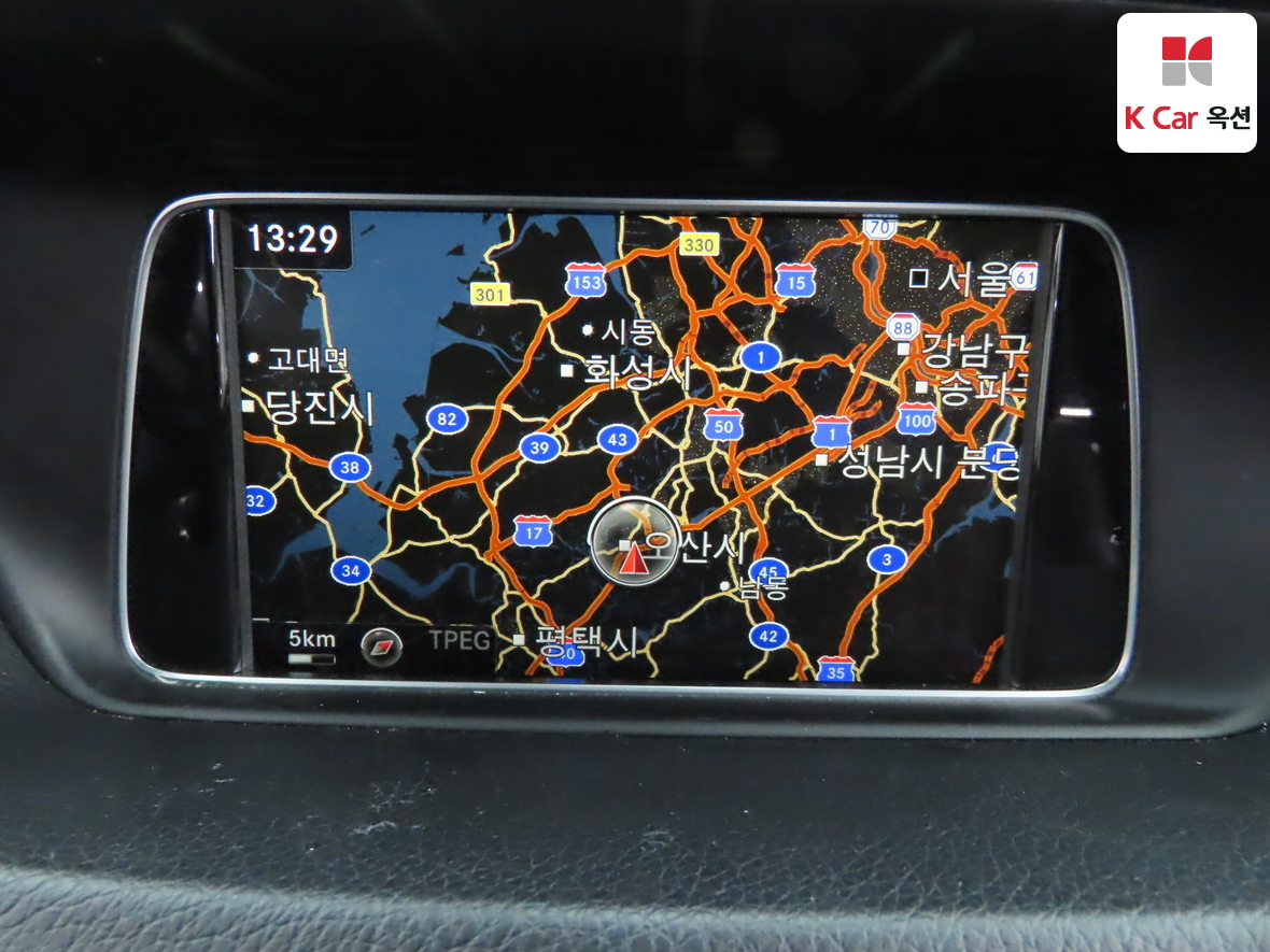 Mercedes-Benz E-Class 2016 - Image 14