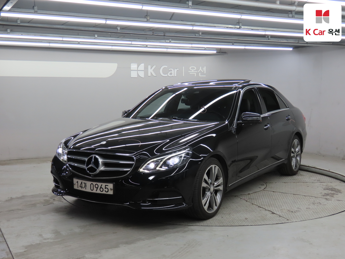 Mercedes-Benz E-Class 2016 - Image 1