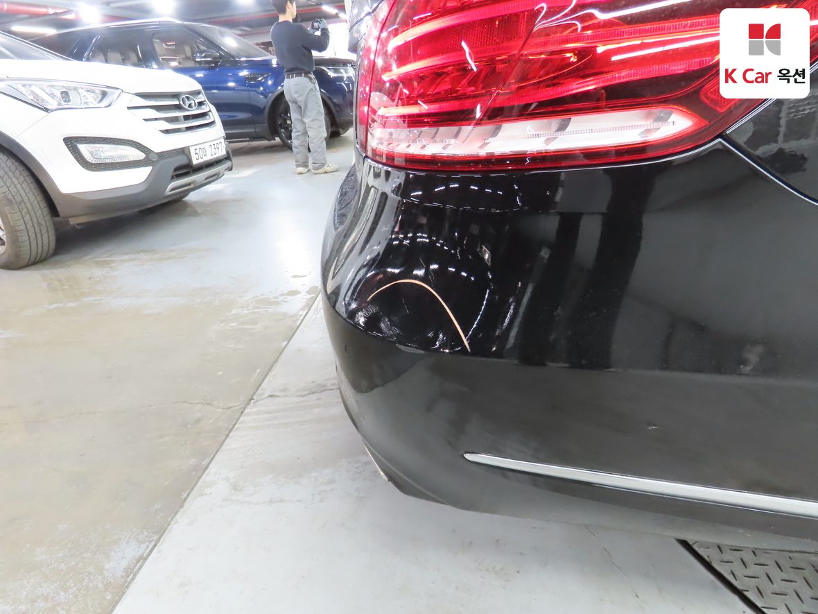 Mercedes-Benz E-Class 2016 - Image 41