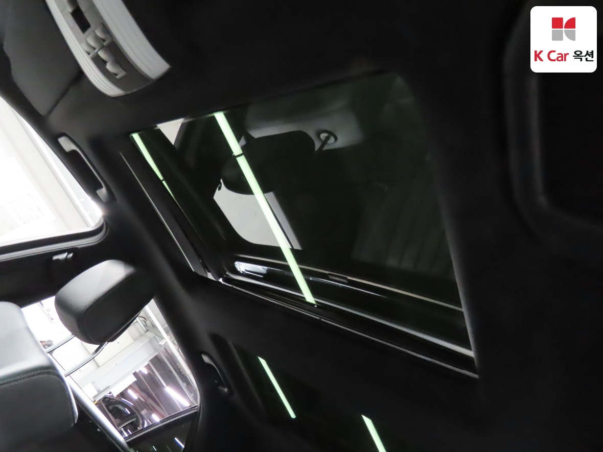 Mercedes-Benz E-Class 2016 - Image 22