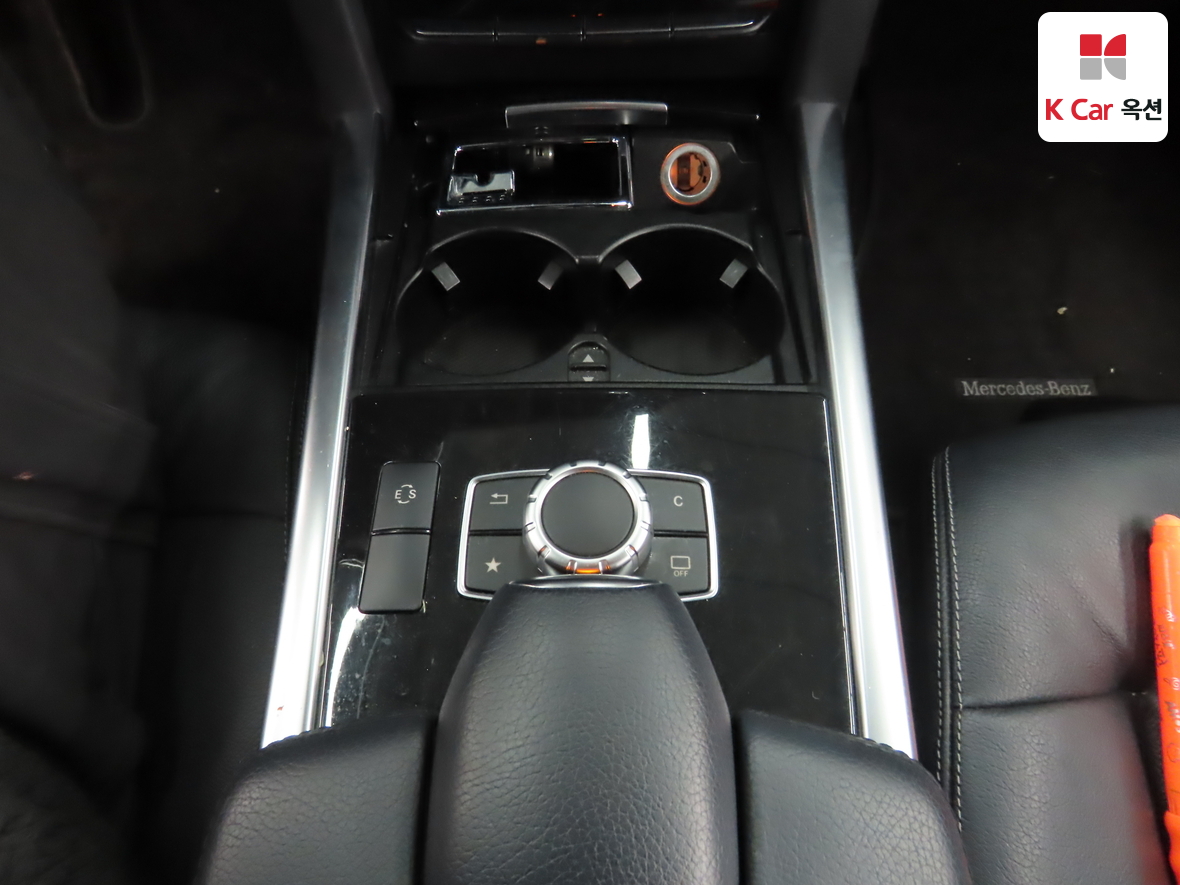 Mercedes-Benz E-Class 2016 - Image 16