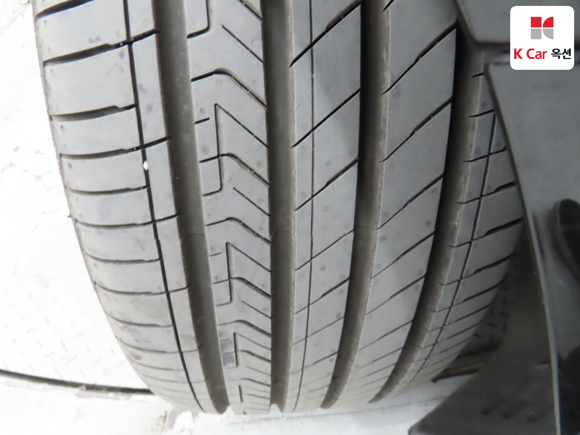 Mercedes-Benz E-Class 2016 - Image 35