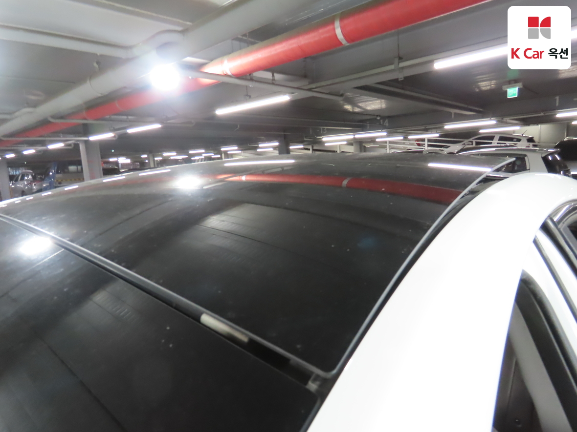 Hyundai AZERA 2015 - Image 22