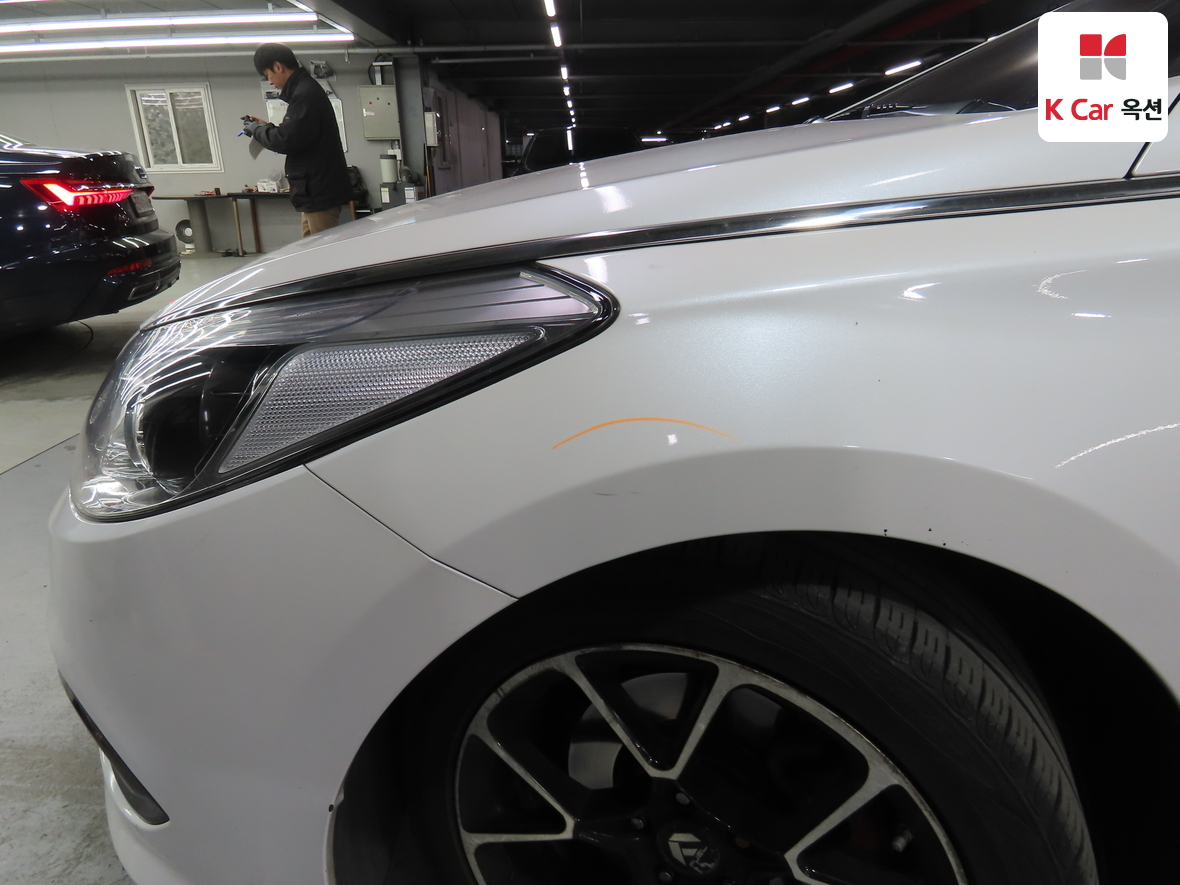 Hyundai AZERA 2015 - Image 38