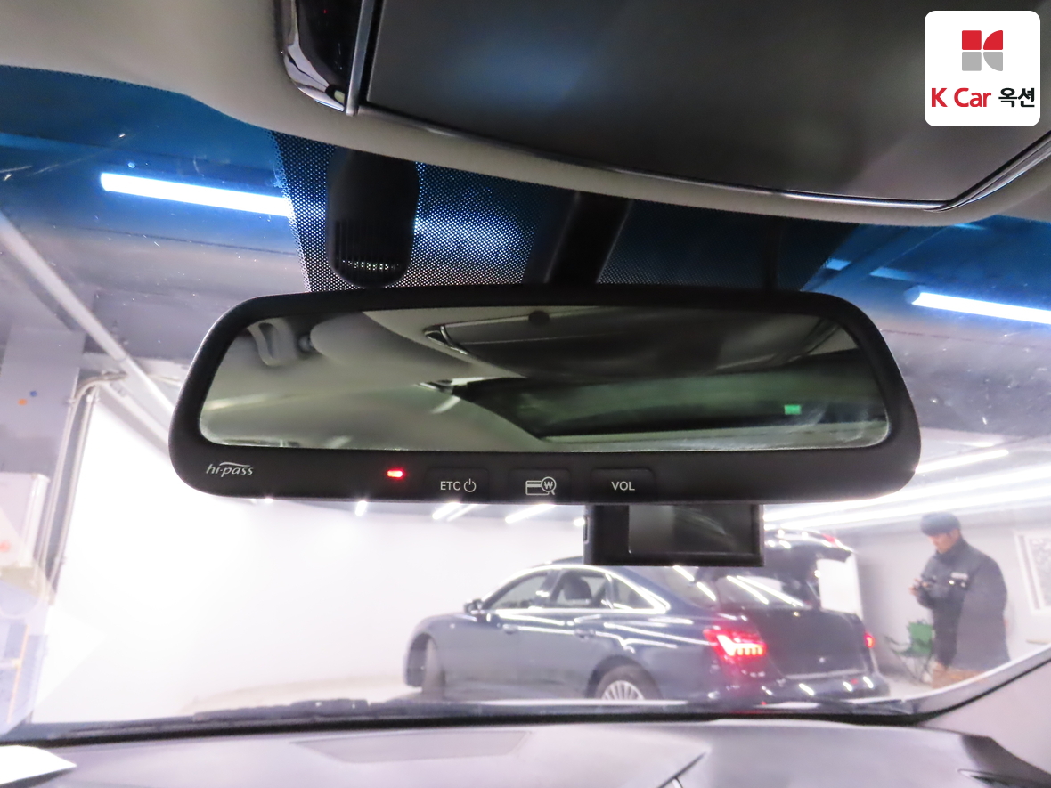 Hyundai AZERA 2015 - Image 13