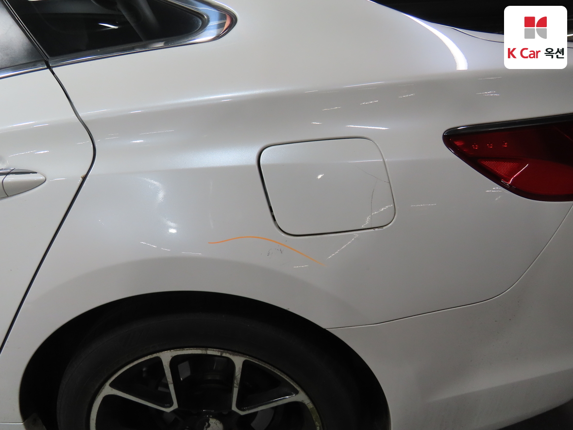 Hyundai AZERA 2015 - Image 40