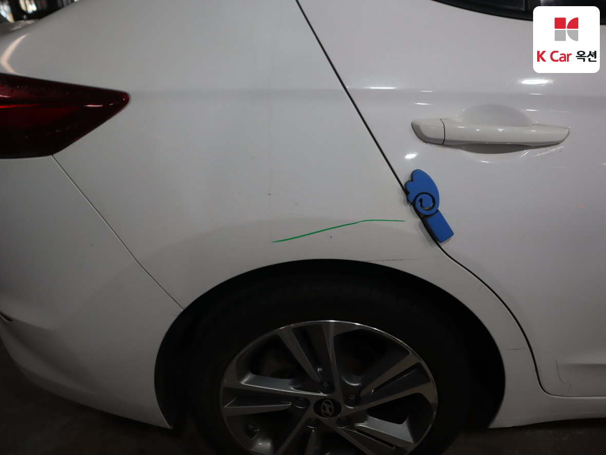 هيونداي إلانترا 2018 - صورة 39