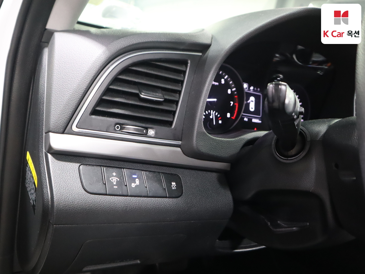 هيونداي إلانترا 2018 - صورة 9