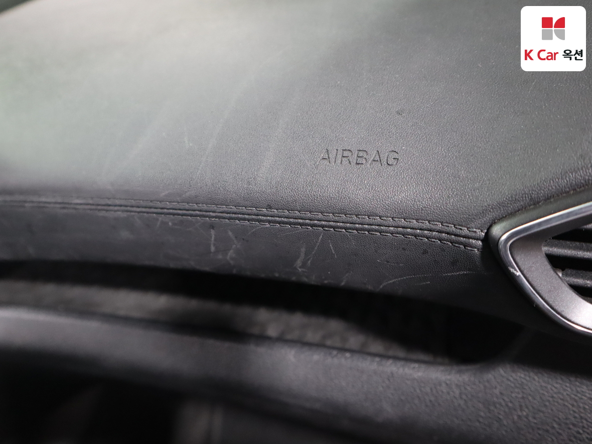 Hyundai Santa Fe 2020 - Image 31