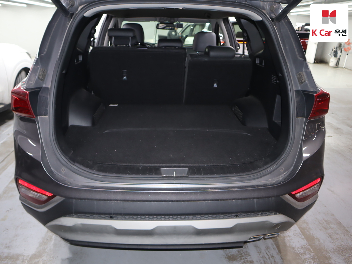Hyundai Santa Fe 2020 - Image 24