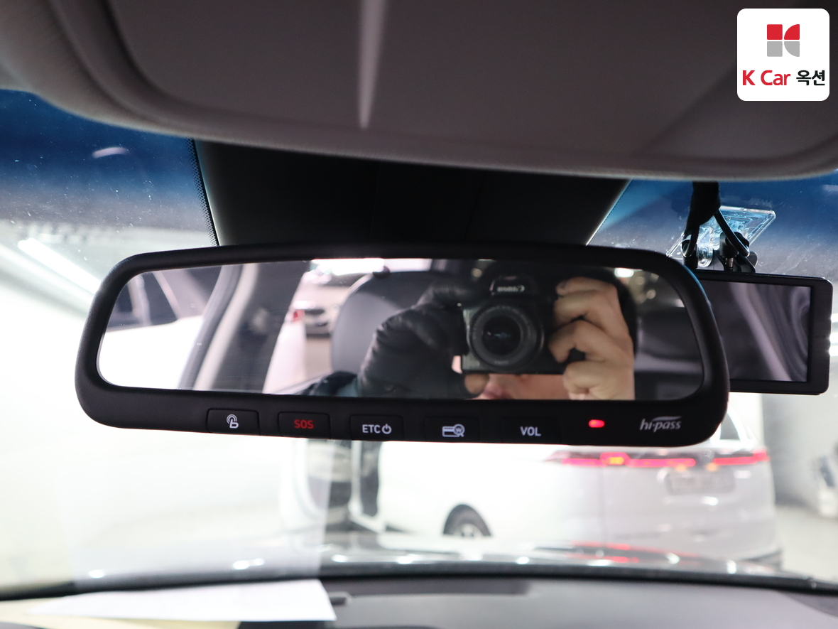 Hyundai Santa Fe 2020 - Image 13