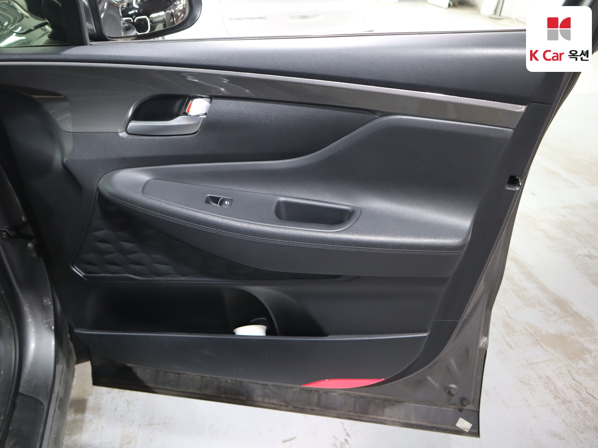 Hyundai Santa Fe 2020 - Image 29