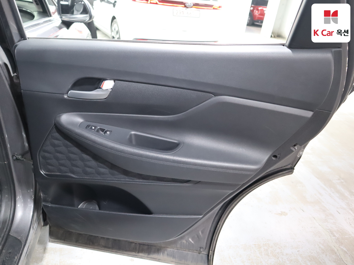 Hyundai Santa Fe 2020 - Image 27