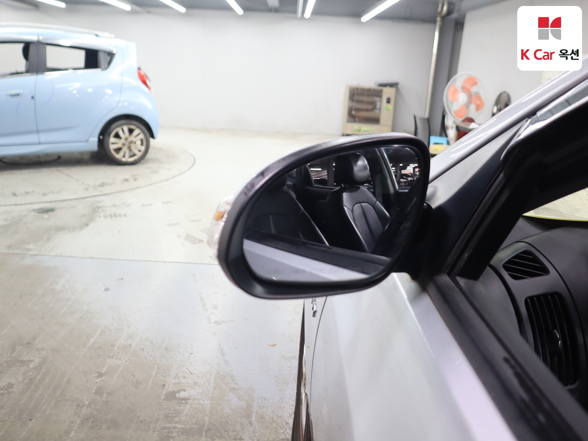 هيونداي إلانترا 2010 - صورة 21