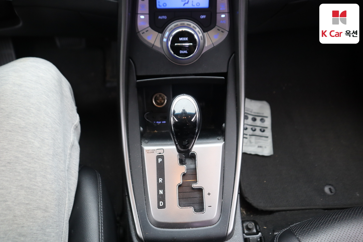 Hyundai Elantra 2013 - Image 16