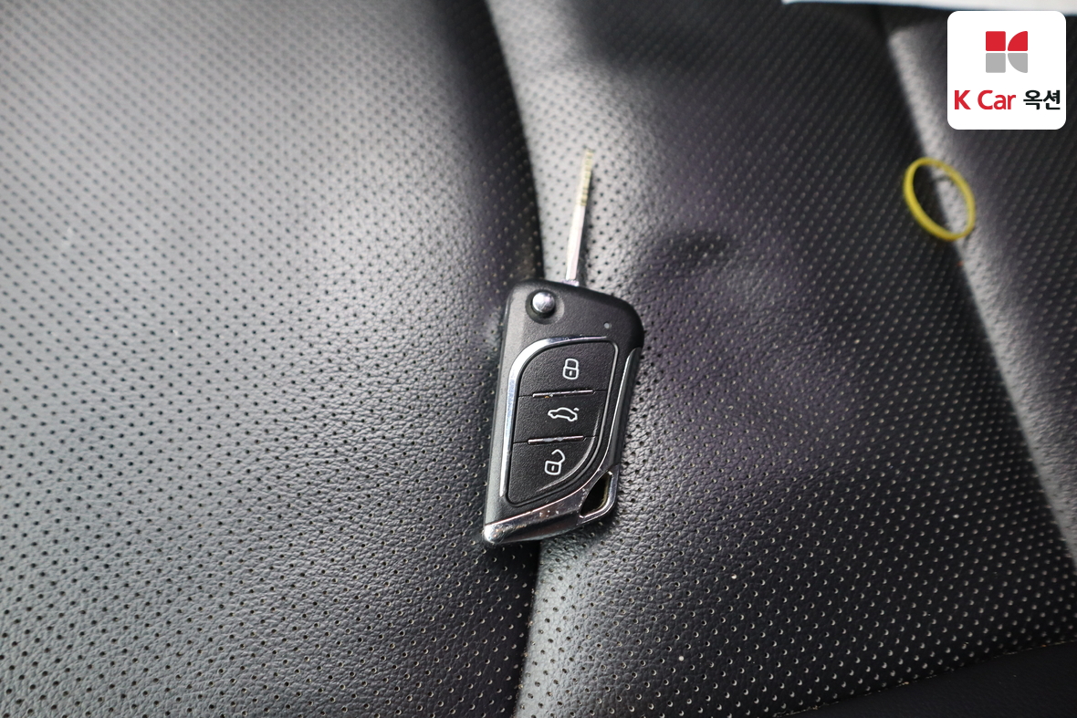 Hyundai Elantra 2013 - Image 17