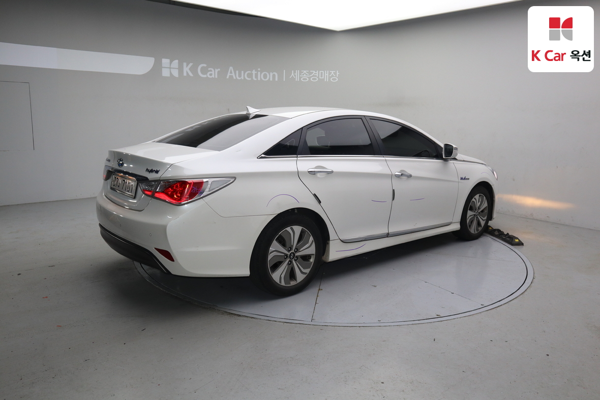 هيونداي سوناتا 2014 - صورة 2