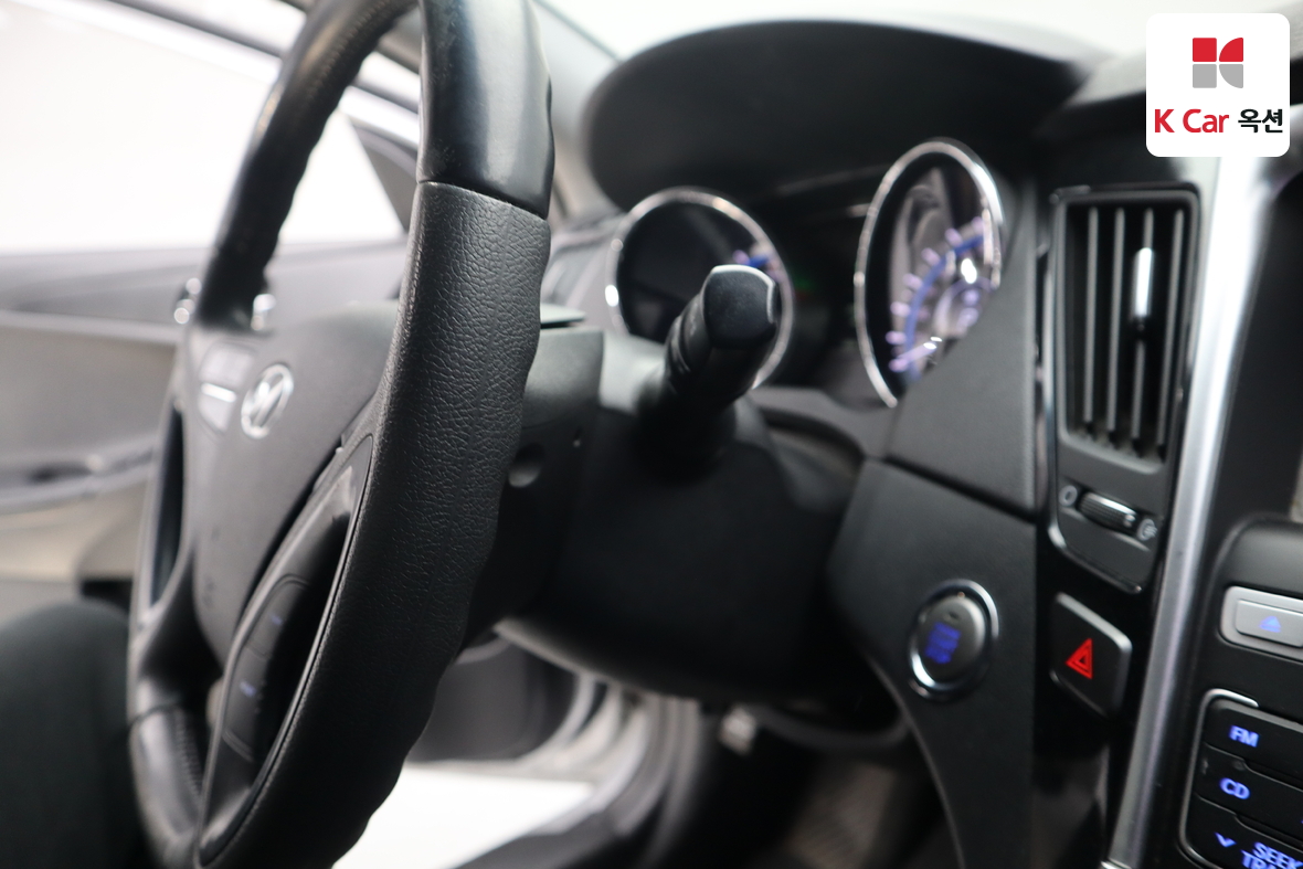 Hyundai Sonata 2012 - Image 11