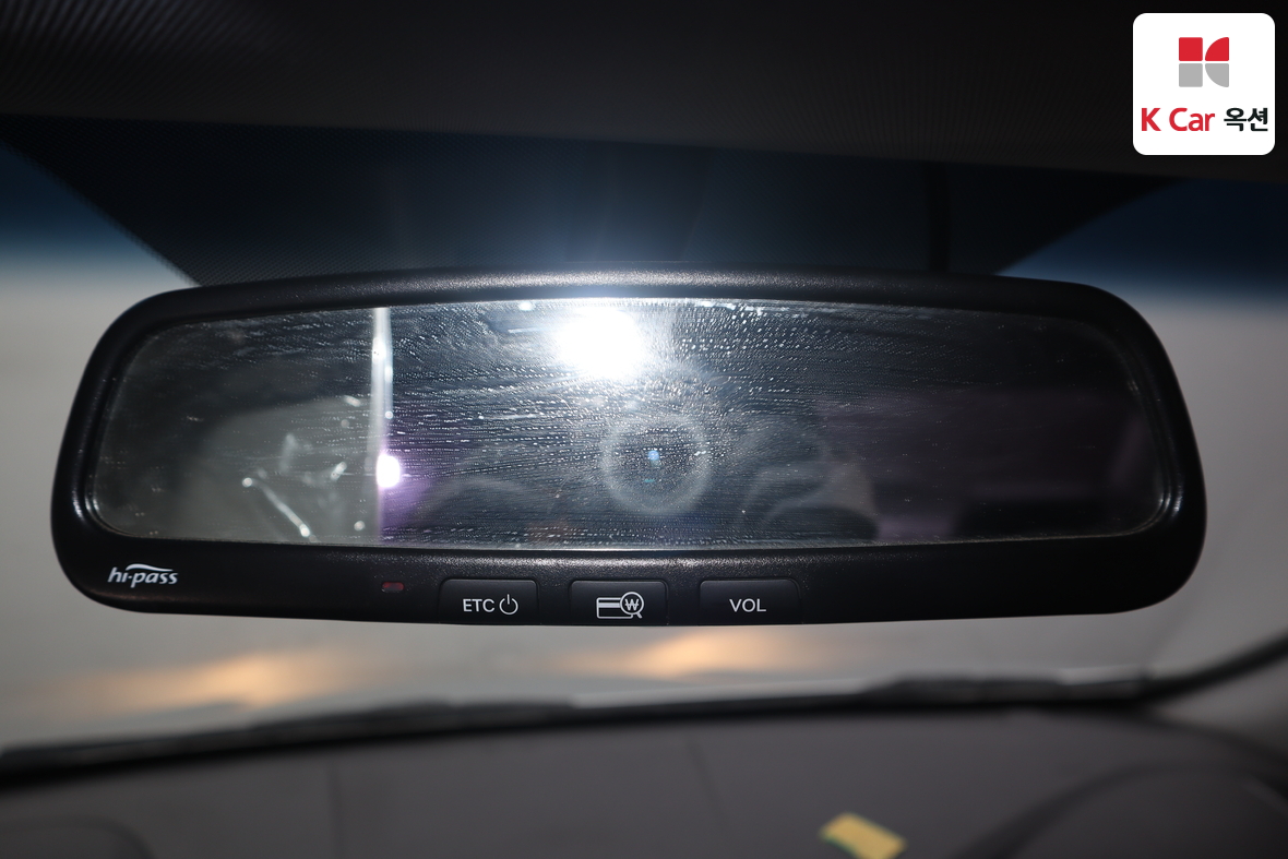 Hyundai Sonata 2012 - Image 12