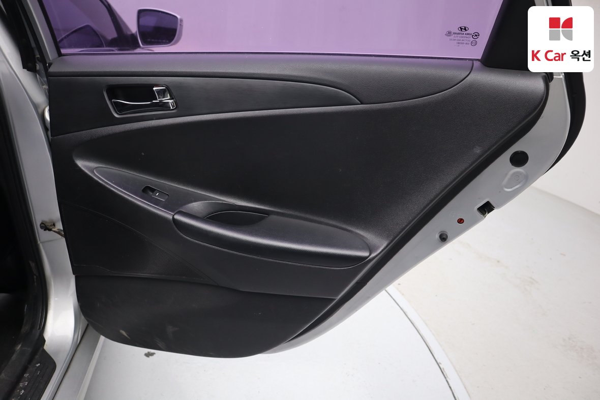 Hyundai Sonata 2012 - Image 26