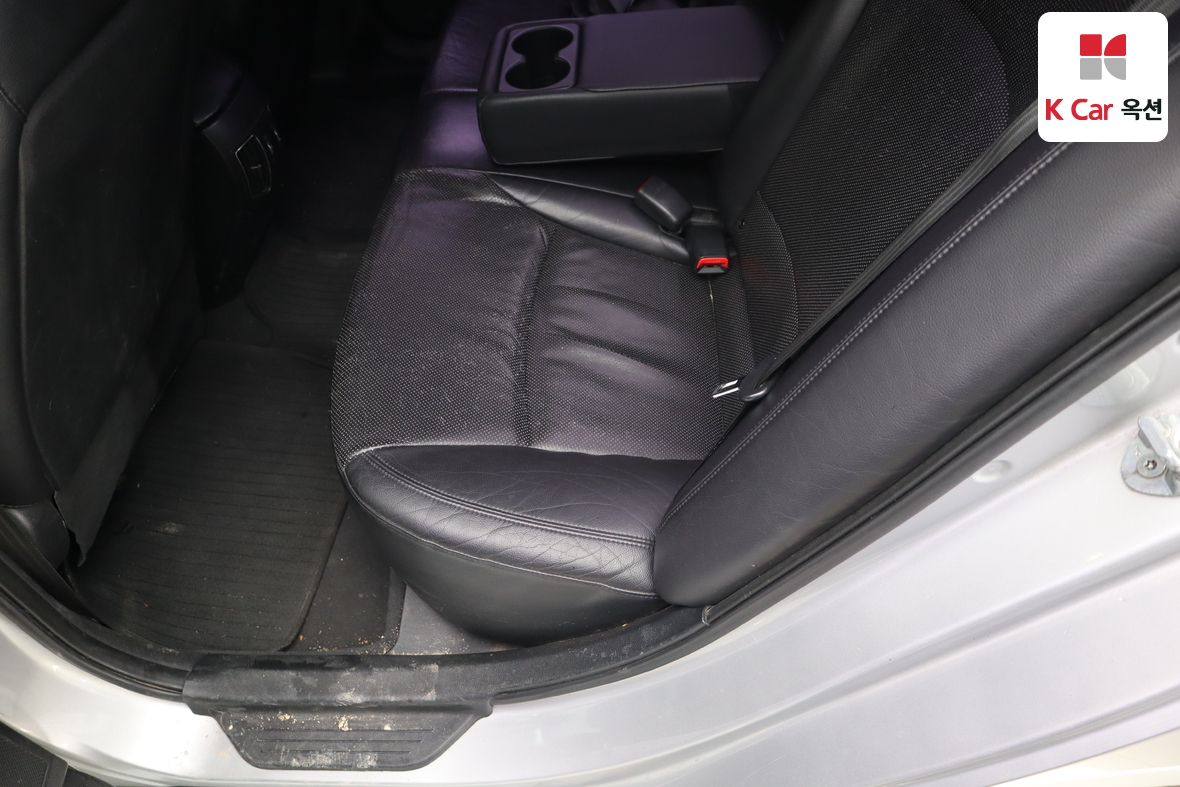 Hyundai Sonata 2012 - Image 23