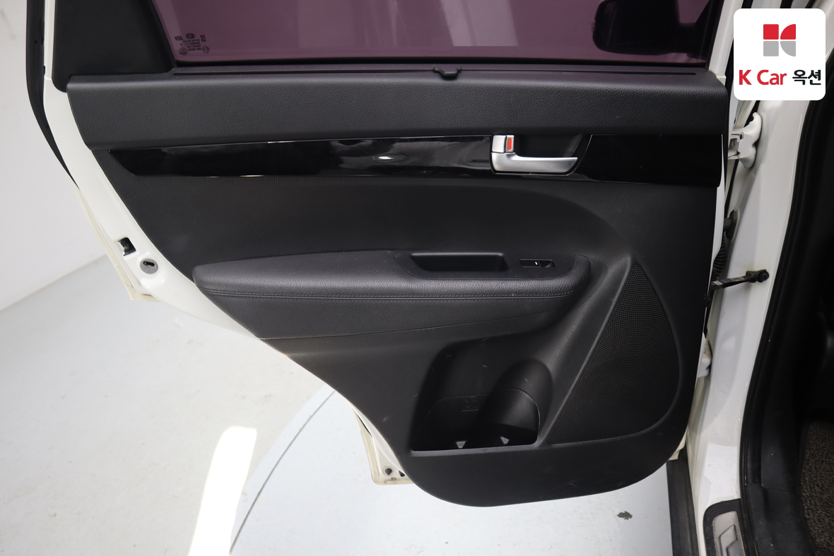 كيا سورينتو 2014 - صورة 21